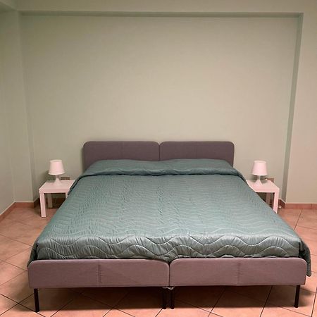ברצלונה פוצו די גוטו Casa Vacanza Donna Laura מראה חיצוני תמונה